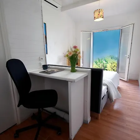 Piscine Chauffee Et Magnifique Vue Mer! A10 Mns De La & Du Centre! Villa *