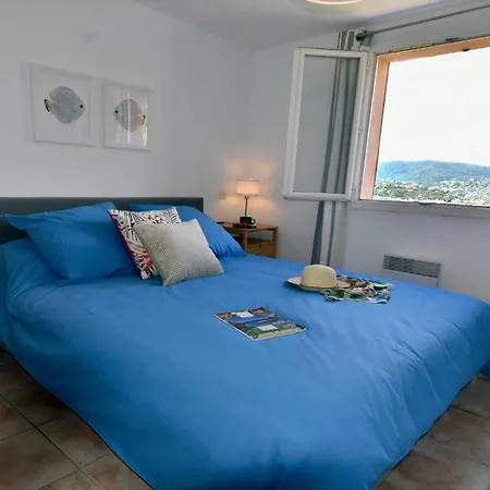 Villa Bellevue, Magnifique Vue Mer! Piscine Chauffée, à10 Mns De La Et Du Centre! Cavalaire-sur-Mer