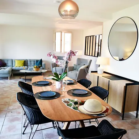 Piscine Chauffee Et Magnifique Vue Mer! A10 Mns De La & Du Centre! Villa