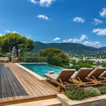 Bellevue, Magnifique Vue Mer! Piscine Chauffee, A10 Mns De La Et Du Centre! Villa